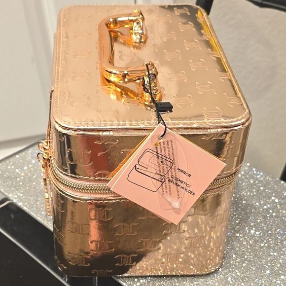 Juicy Couture Metallic JC Logo Zip Around Travel Traincase- Gold - Picture 8 of 11